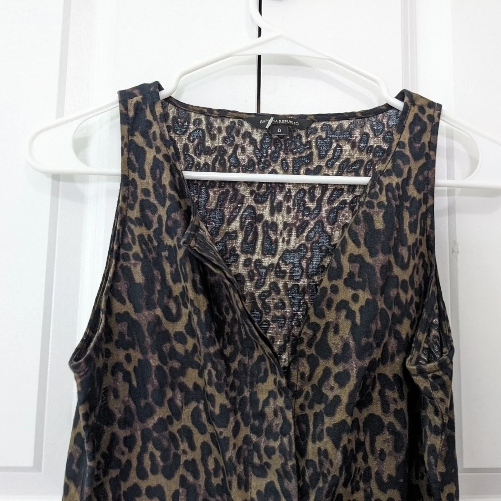 Banana Republic Jumpsuit Romper Women's 0 Leopard Linen Blend Button Up Tie